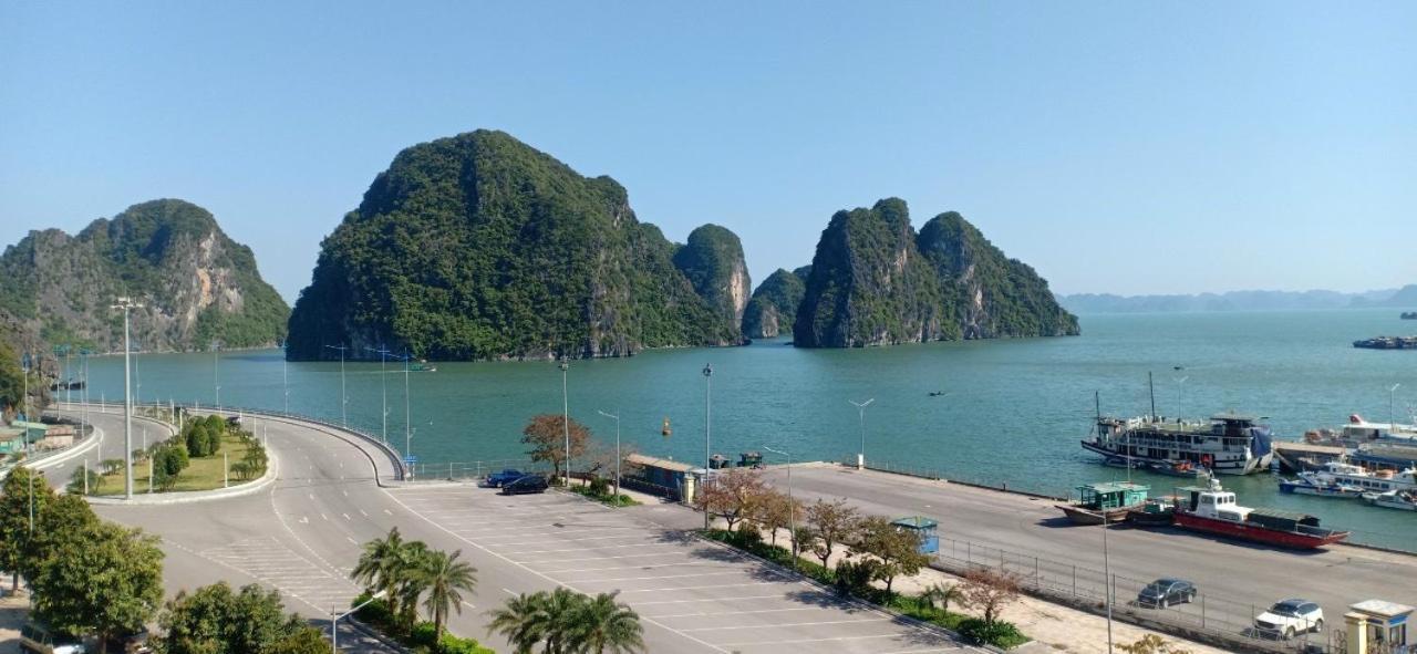 Tropical Villa Halong Hạ Long Exterior foto
